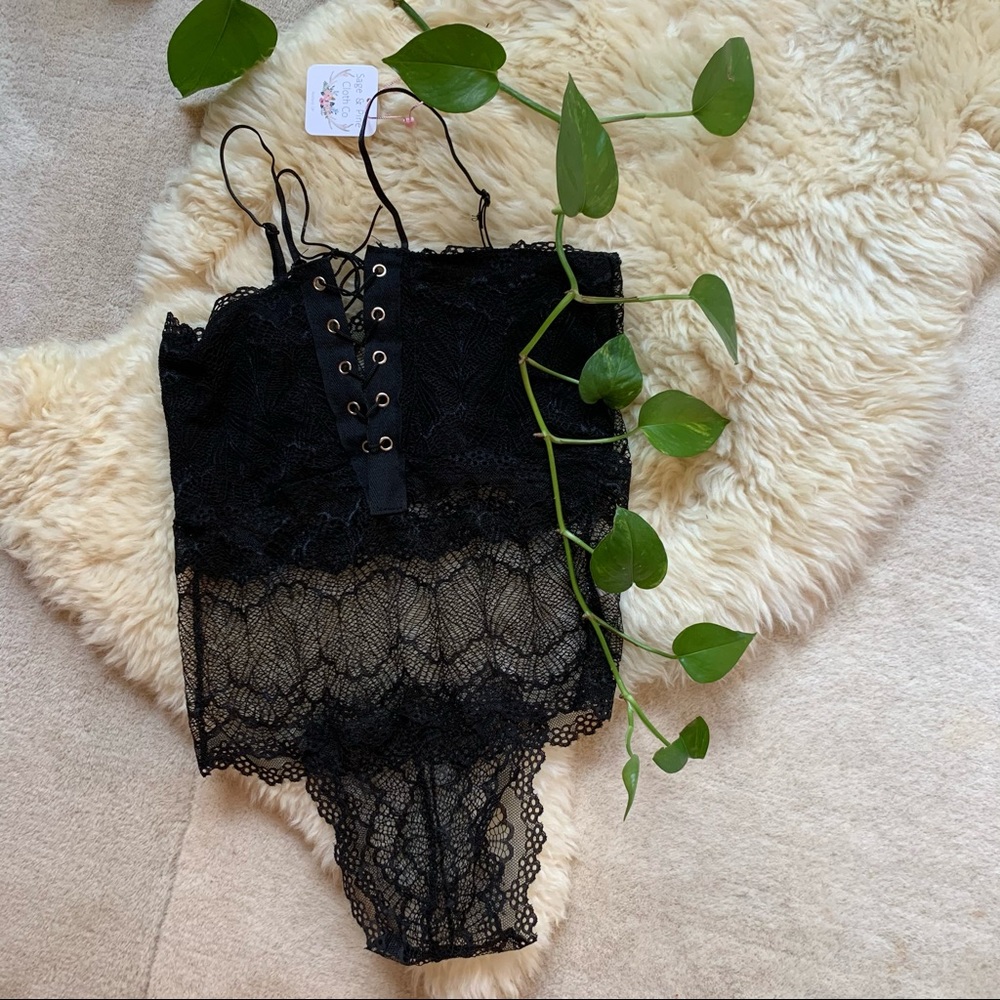 NWT Floral Lace Up Sexy Bodysuit Lingerie Stretch Eyelash - Picture 9 of 11